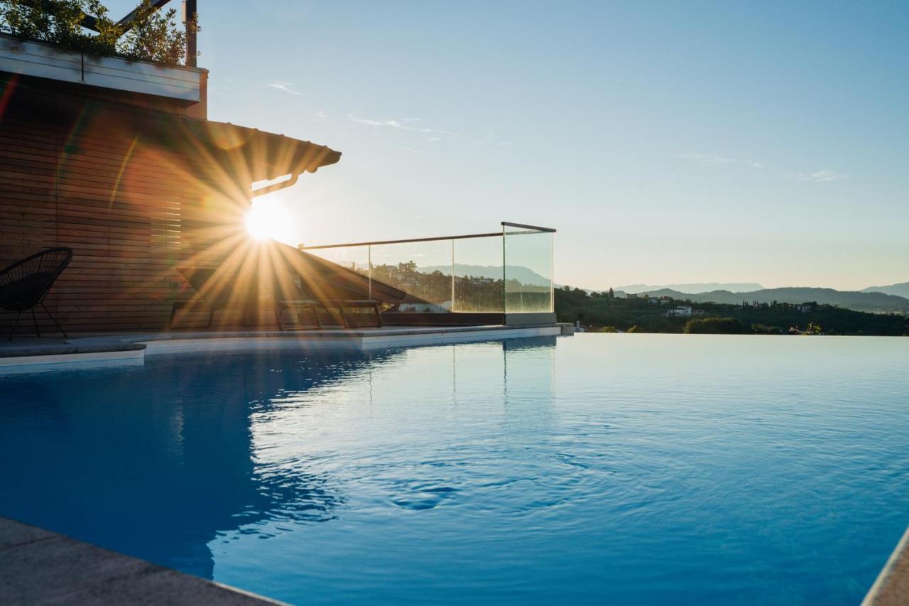 Buzinel Estate Hotel Dobrovo Kültér fotó