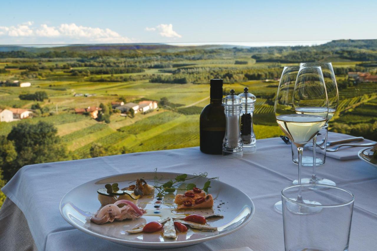Buzinel Estate Hotel Dobrovo Kültér fotó