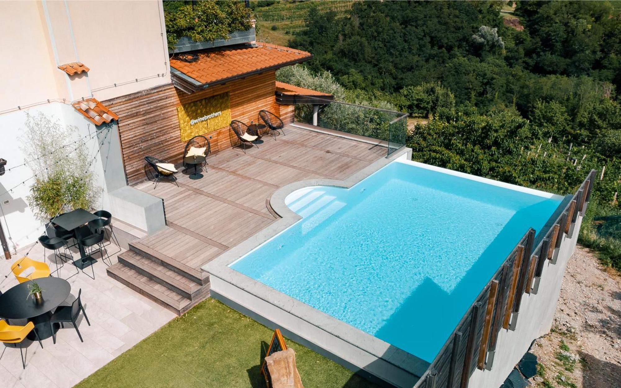 Buzinel Estate Hotel Dobrovo Kültér fotó