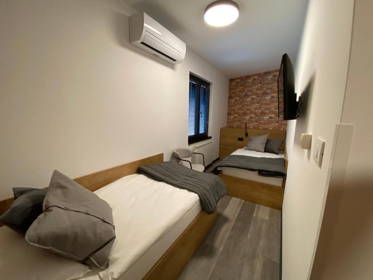 Buzinel Estate Hotel Dobrovo Kültér fotó